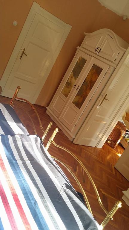 Horvath Apartmanhaz Капошвар Екстер'єр фото