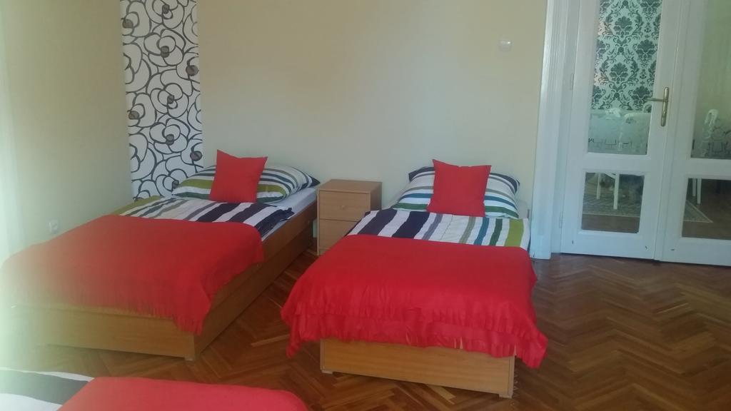 Horvath Apartmanhaz Капошвар Екстер'єр фото